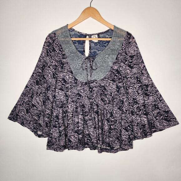 Anthropologie Akemi & Kin Purple Floral Boho Top Size XS - Picture 1 of 5